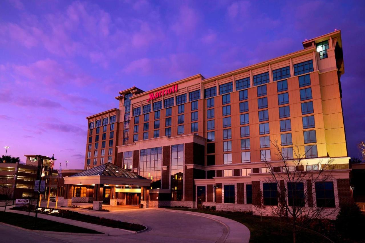 فندق بلومينغتونفي  فندق ومركز مؤتمرات بلومينجتون-نورمال ماريوت المظهر الخارجي الصورة